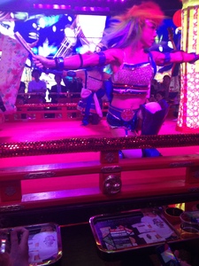【日本旅行】東京新宿機器人餐廳秀!(Robot Restaurant) @MY TRIP ‧ MY LIFE